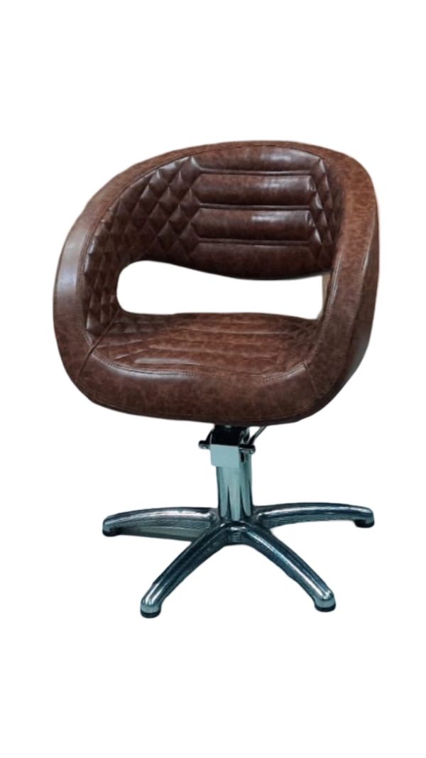 Luxe Comfort Salon Chair – Vintage & Modern Series (Brown)